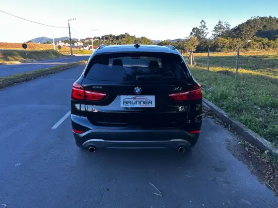 BMW-X1-2017