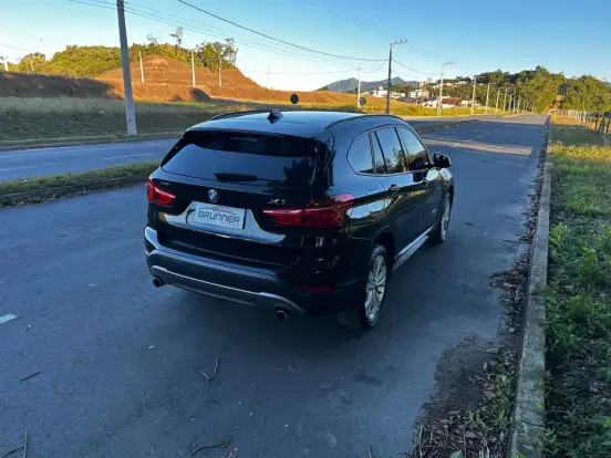 BMW-X1-2017