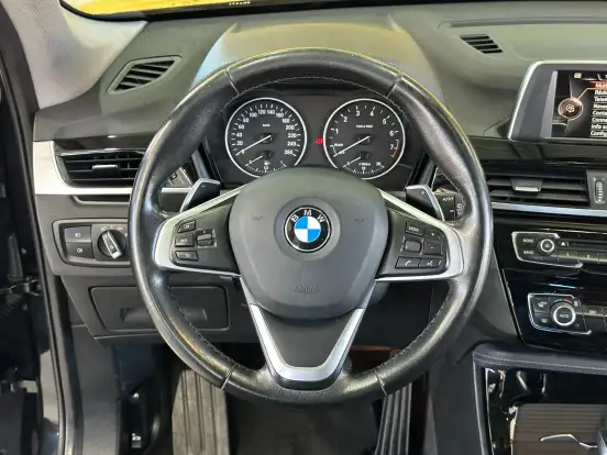 BMW-X1-2.0 16V TURBO ACTIVEFLEX SDRIVE20I X-LINE 4P AUTOMÁTICO BMW-X1-2016