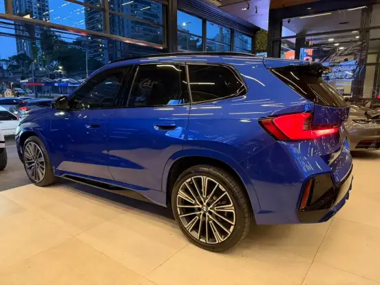 BMW-X1-2025