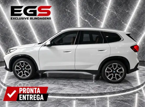 BMW-X1-2024