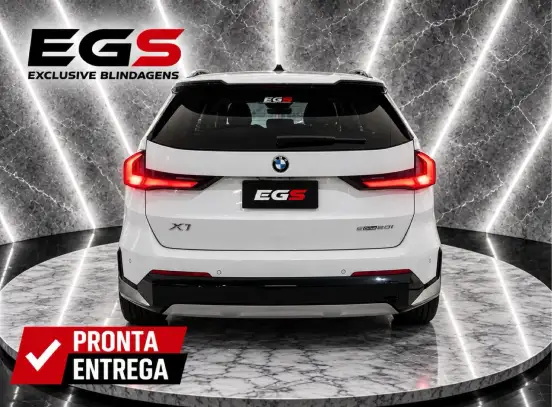 BMW-X1-2024