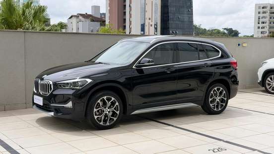 BMW-X1-2021