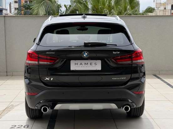BMW-X1-2.0 16V TURBO ACTIVEFLEX SDRIVE20I X-LINE 4P AUTOMÁTICO BMW-X1-2021