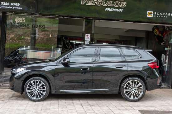 BMW-X1-2025