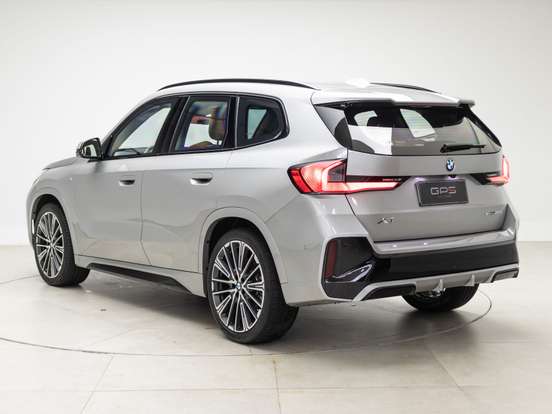 BMW-X1-2.0 16V TURBO GASOLINA SDRIVE20I M SPORT STEPTRONIC BMW-X1-2023