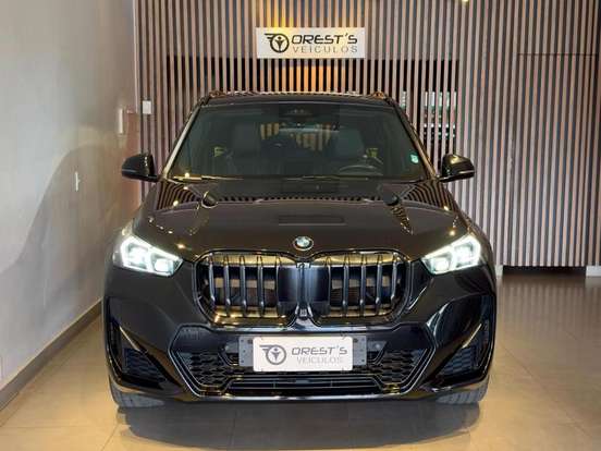 BMW-X1-2022