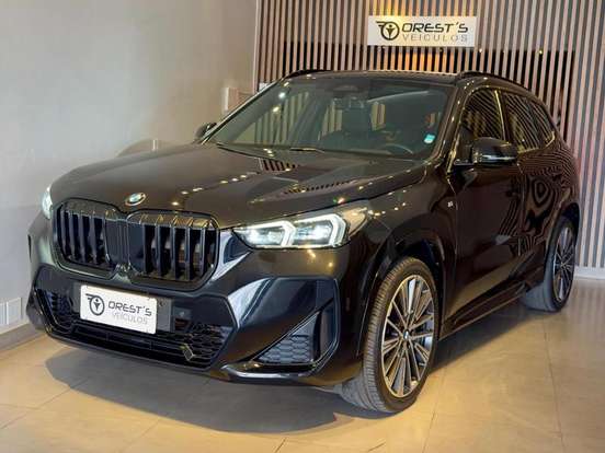 BMW-X1-2022