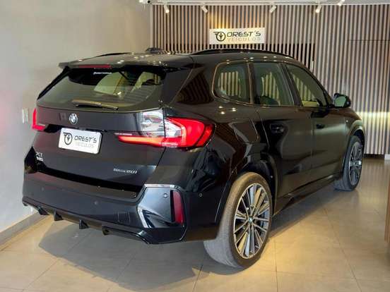 BMW-X1-2022