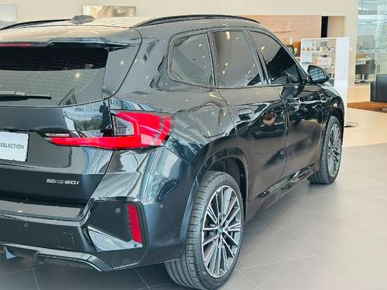 BMW-X1-2023