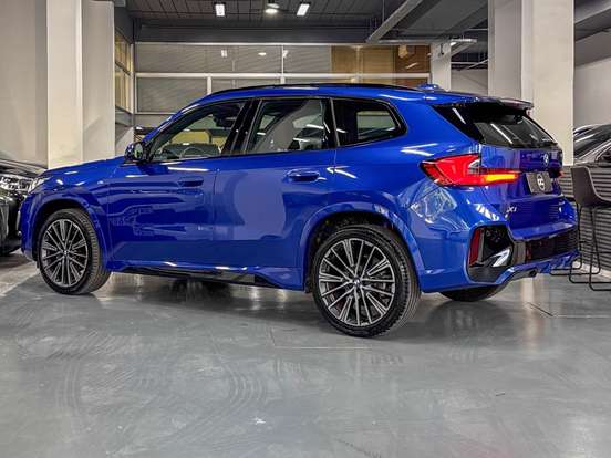 BMW-X1-2025