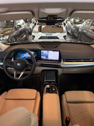 BMW-X1-2024