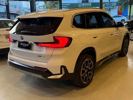 BMW-X1-2.0 16V TURBO GASOLINA SDRIVE20I X-LINE STEPTRONIC BMW-X1-2023