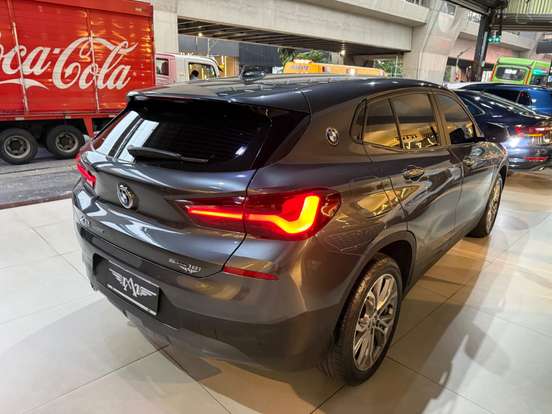 BMW-X2-2022
