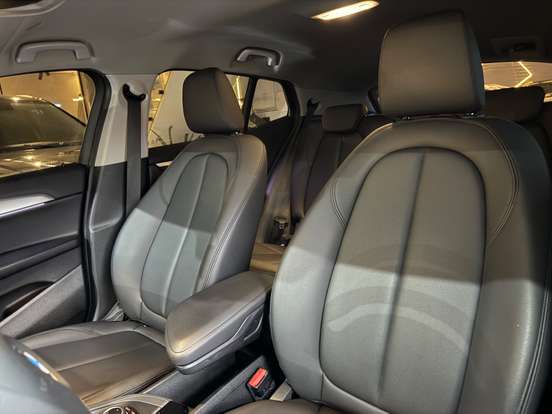 BMW-X2-2022