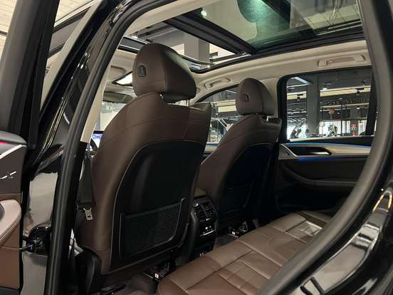 BMW-X3-2022