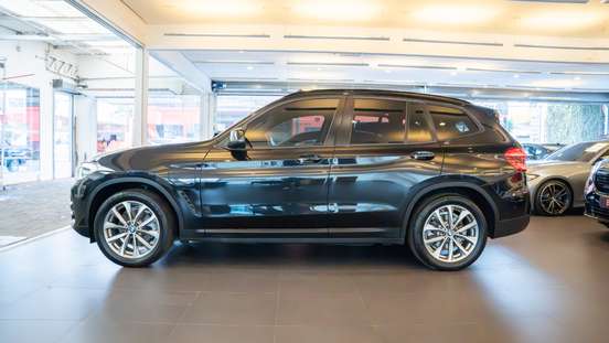 BMW-X3-2020