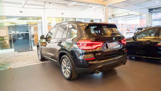 BMW-X3-2020
