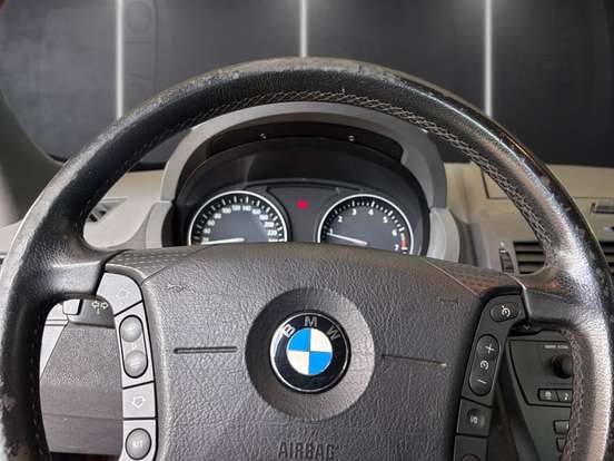 BMW-X3-2003
