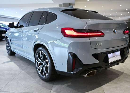 BMW-X4-2024