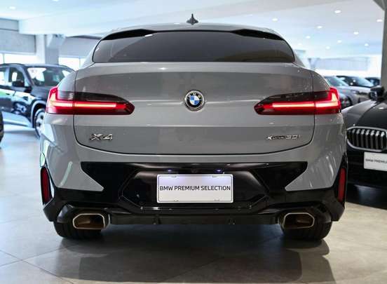 BMW-X4-2024