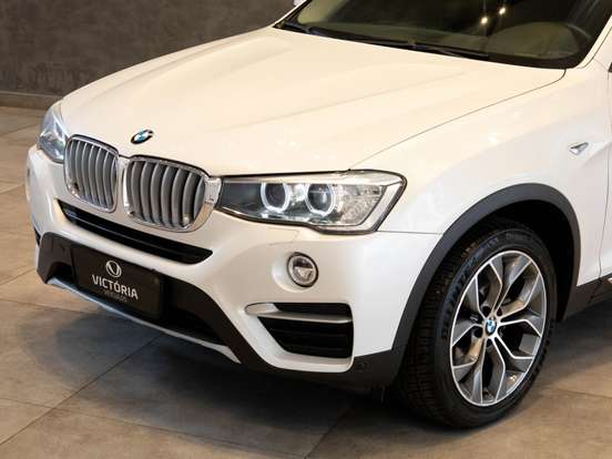 BMW-X4-2017