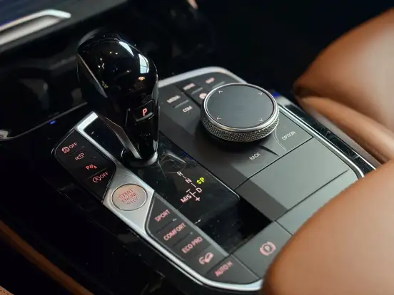 BMW-X4-2022