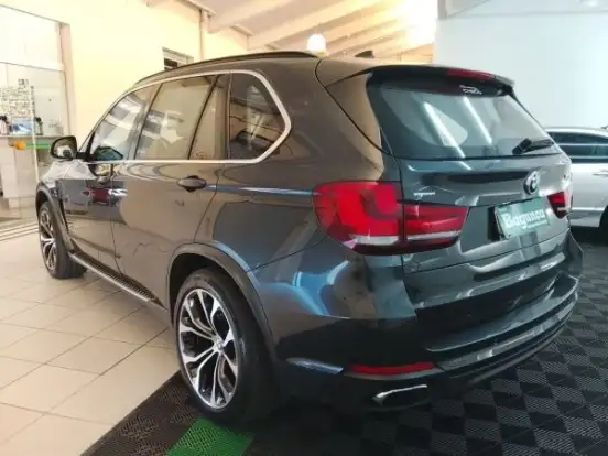 BMW-X5-3.0 4X4 30D I6 TURBO DIESEL 4P AUTOMÁTICO BMW-X5-2018