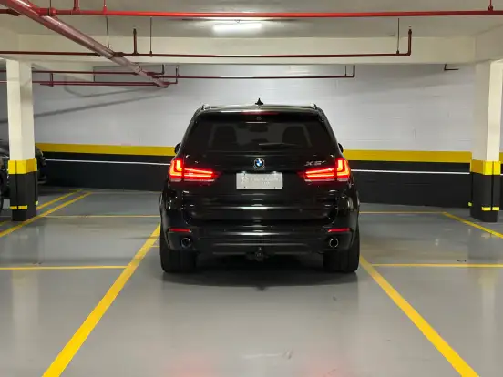 BMW-X5-3.0 FULL 4X4 35I 6 CILINDROS 24V GASOLINA 4P AUTOMÁTICO BMW-X5-2015