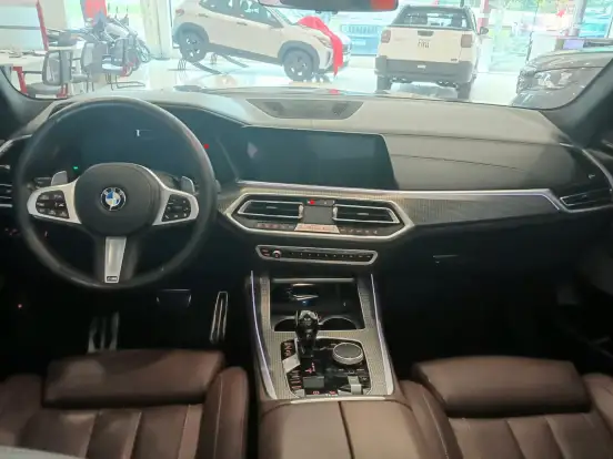 BMW-X5-2020