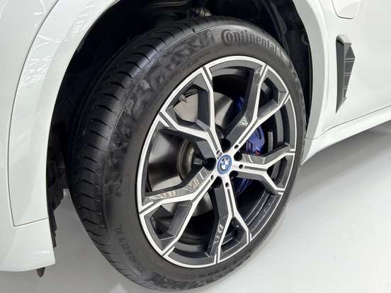 BMW-X5-2025