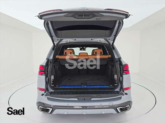 BMW-X5-2025