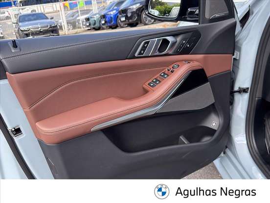 BMW-X5-3.0 I6 TURBO HÍBRIDO XDRIVE50E M SPORT AUTOMÁTICO BMW-X5-2025