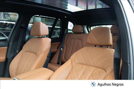 BMW-X5-2023