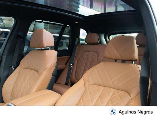 BMW-X5-3.0 I6 TURBO HÍBRIDO XDRIVE50E M SPORT AUTOMÁTICO BMW-X5-2023