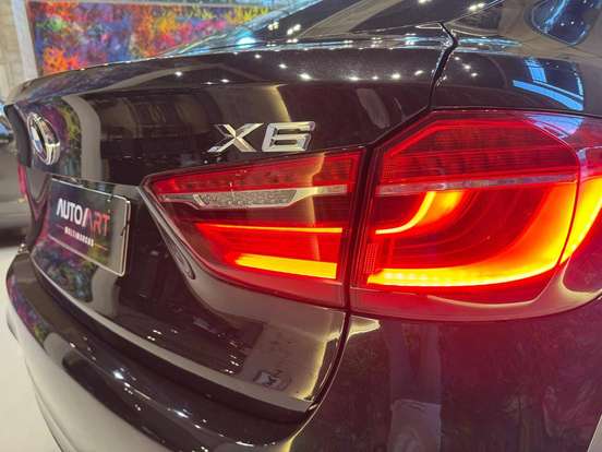 BMW-X6-4.4 M SPORT 4X4 COUPÉ V8 32V BI-TURBO GASOLINA 4P AUTOMÁTICO BMW-X6-2015