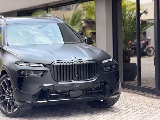BMW-X7-3.0 TWINPOWER GASOLINA XDRIVE40I M SPORT STEPTRONIC BMW-X7-2025