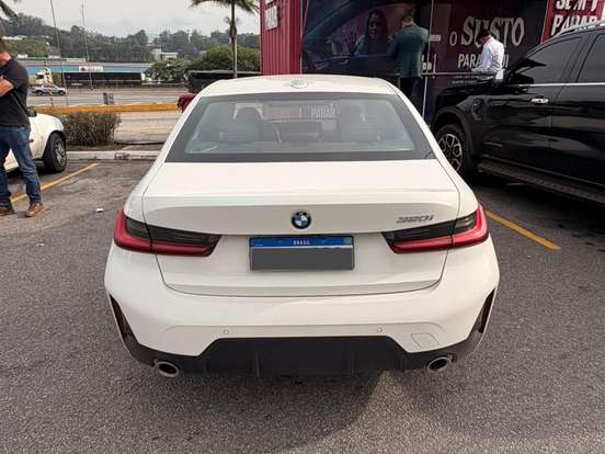 BMW-320i-2.0 16V TURBO FLEX M SPORT AUTOMÁTICO BMW-320i-2023