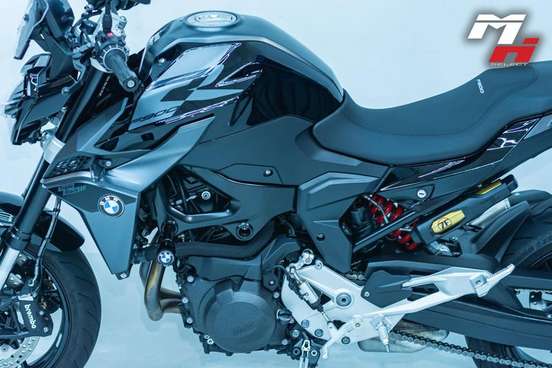 BMW-F 900 R SPORT PLUS-2025