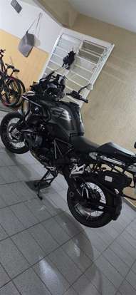 BMW-R 1250 GS PREMIUM TRIPLE BLACK-2023
