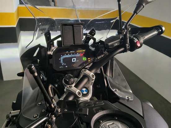 BMW-R 1250 GS TRIPLE BLACK BMW-R 1250 GS TRIPLE BLACK-2024
