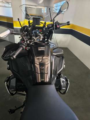 BMW-R 1250 GS TRIPLE BLACK-2024