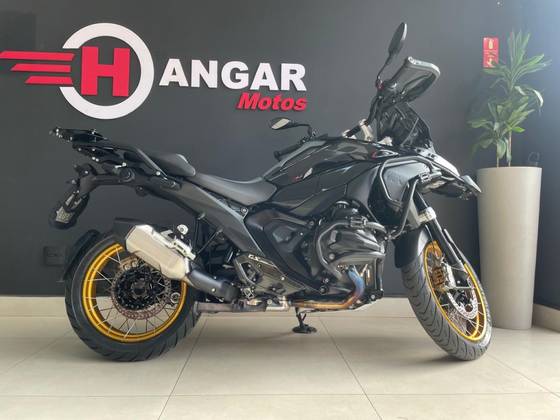 BMW R 1300 GS TRIPLE BLACK 
