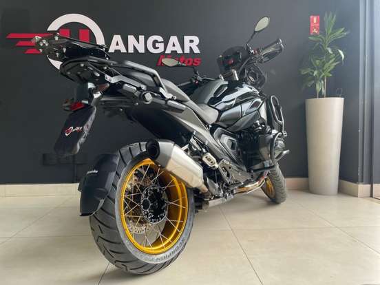 BMW-R 1300 GS TRIPLE BLACK BMW-R 1300 GS TRIPLE BLACK-2024
