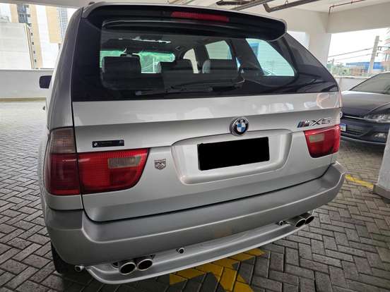 BMW-X5-4.4 SPORT 4X4 V8 32V GASOLINA 4P AUTOMÁTICO BMW-X5-2001