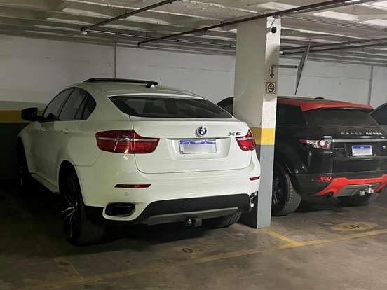BMW-X6-2010