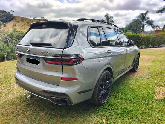 BMW-X7-4.4 V8 GASOLINA M60i STEPTRONIC BMW-X7-2024