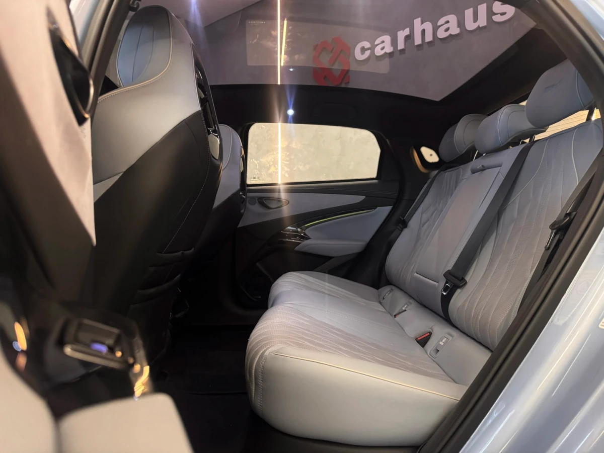 BYD Seal — foto 7