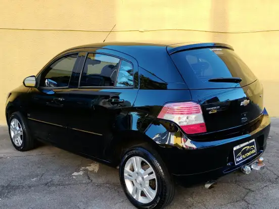 CHEVROLET-AGILE-1.4 MPFI LTZ 8V FLEX 4P MANUAL CHEVROLET-AGILE-2011