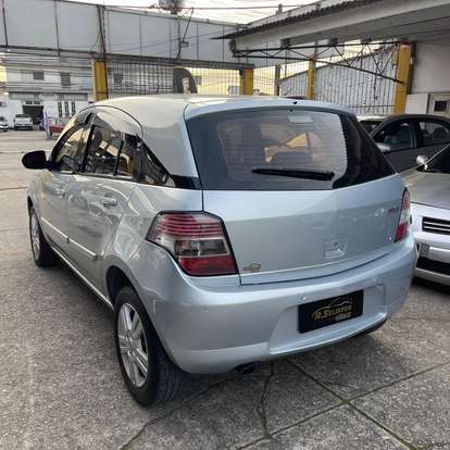 CHEVROLET-AGILE-2011